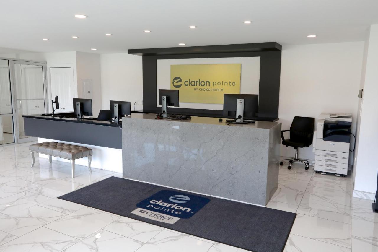 Clarion Pointe Hotell Medicine Hat Eksteriør bilde