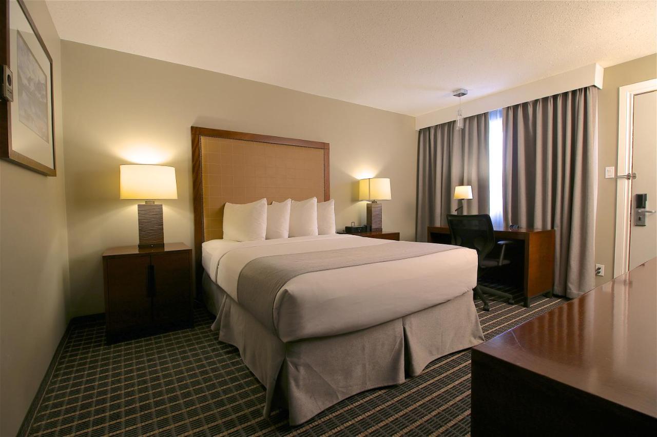 Clarion Pointe Hotell Medicine Hat Eksteriør bilde